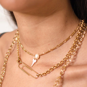 Minimal Fresh Pearl Necklace