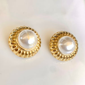 Vintage Pearl Stud  Earrings