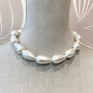 Pear Shape Pearls Necklace