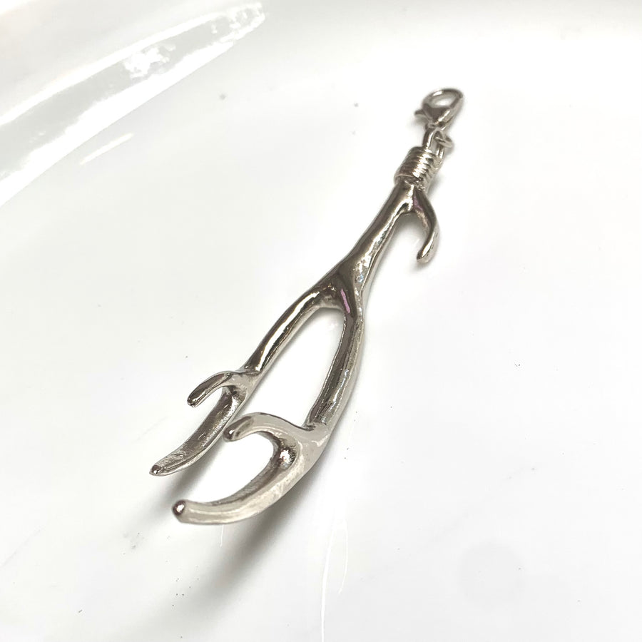 Wishbone Pendant