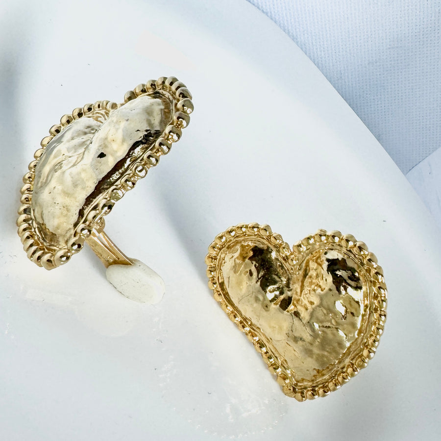 Maxi Heart Stud Earrings