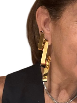 Infinite Wave Earrings