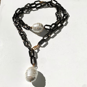 Chunky Lariat Necklace with Pearl Pendant