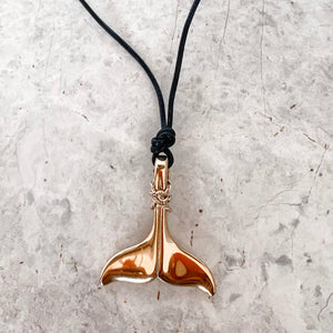 GOLD WHALE TAIL PENDANT CORD NECKLACE