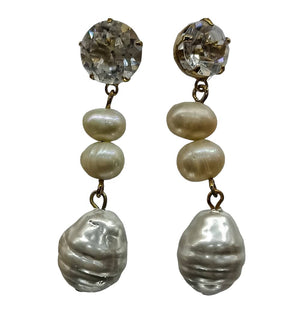 Linear Pearls Earrings