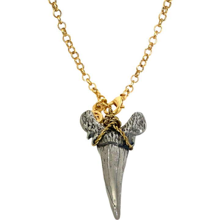 BI-COLOR X-SMALL SHARK TOOTH  45cm NECKLACE