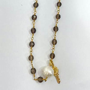 Minimal Fresh Pearl & Semi Precious Stones Necklace
