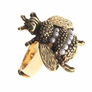 bee-pearl-ring